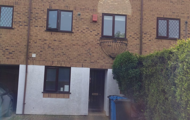 Smithson Close, City Centre, Poole - Image 1