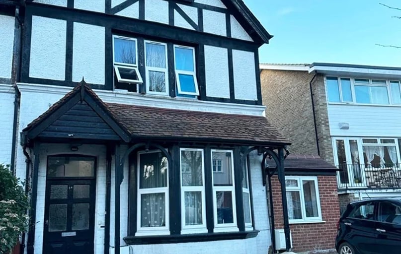 Cranes Park Avenue, City Centre, Surbiton - Image 1