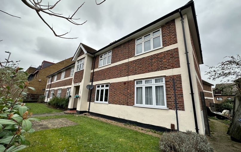 Grove Crescent, City Centre, Kingston - Image 1