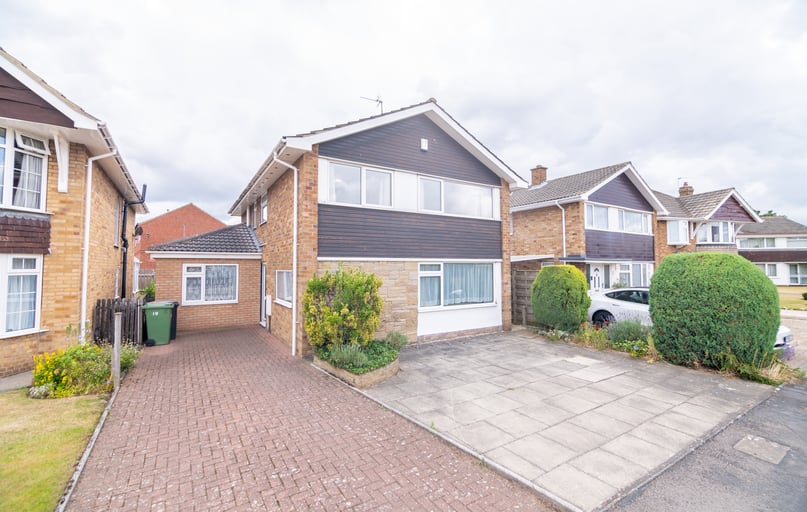 Foxthorn paddock, badgerhill estate, Heslington, York - Image 1