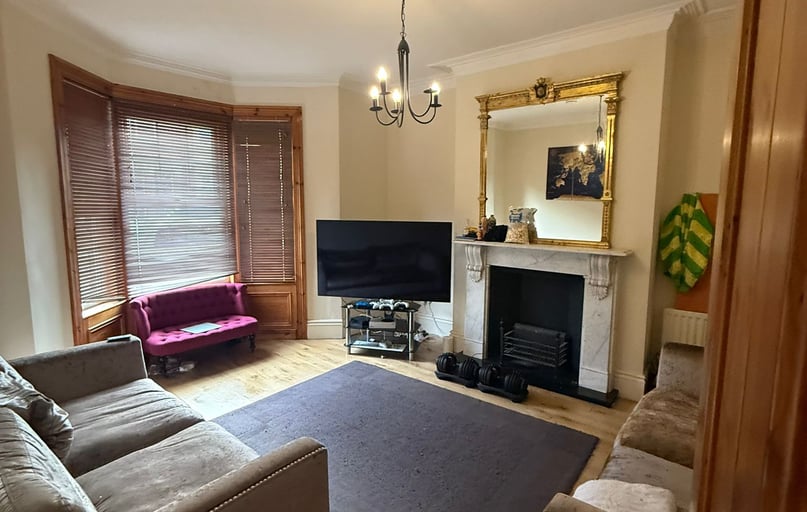 Buston Terrace, Jesmond, Newcastle - Image 1