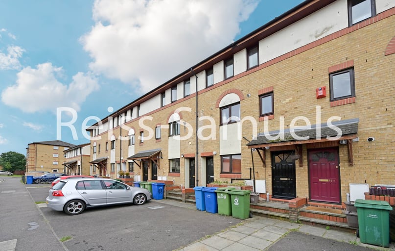 Oxley Close, Bermondsey, London - Image 1