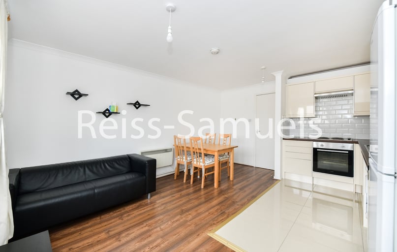 Ambassador Square, Isle of Dogs, London - Image 1