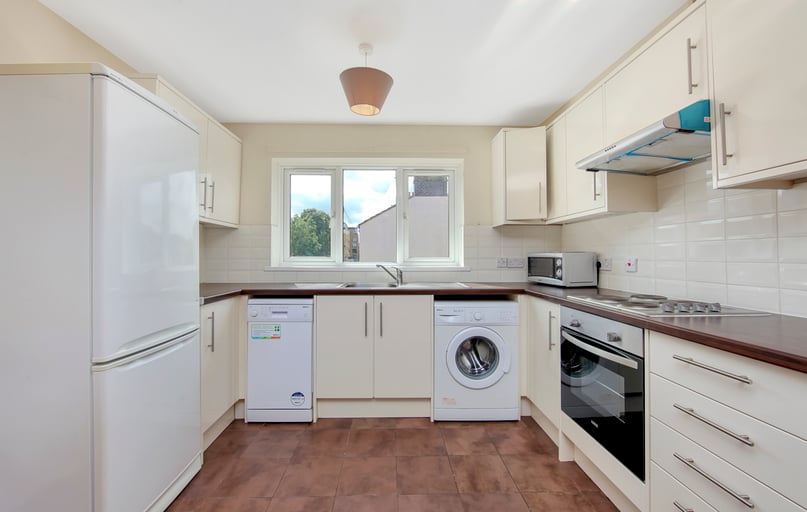 Ambassador Square, Isle of Dogs, London - Image 1