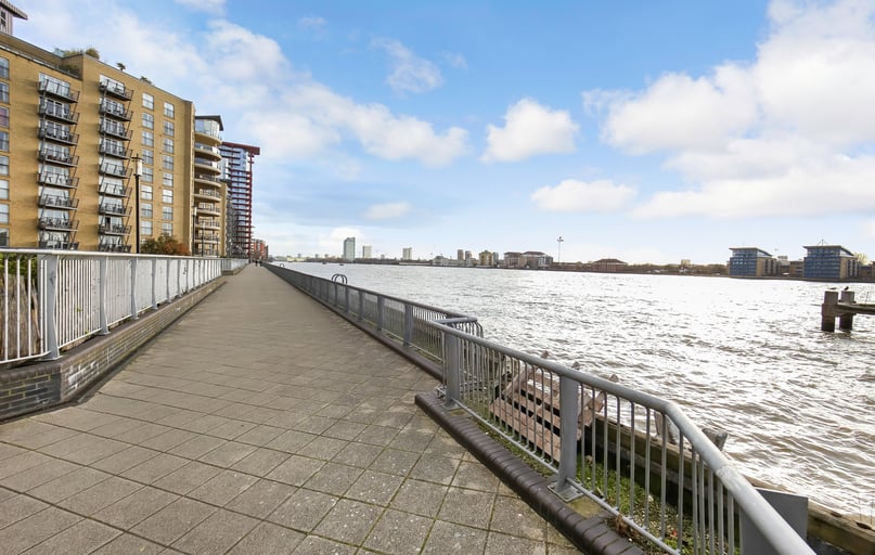 Westferry Road, Canary Wharf, London - Image 1