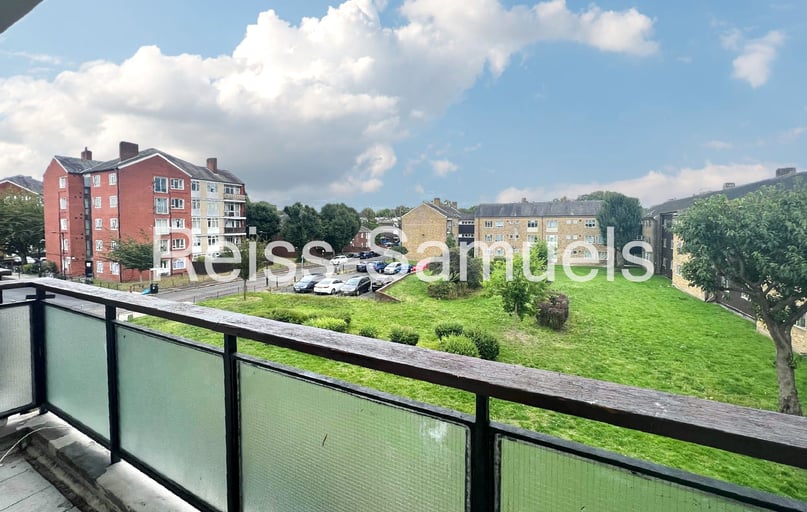 Olney Road, Kennington, London - Image 1