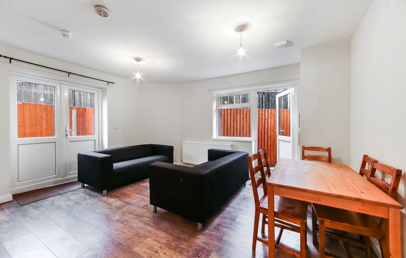 Ambassador Square, Isle of Dogs, London - Image 1