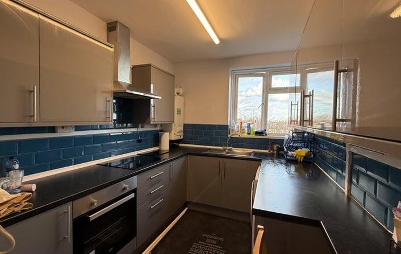 Crawford Estate, Camberwell, London - Image 1