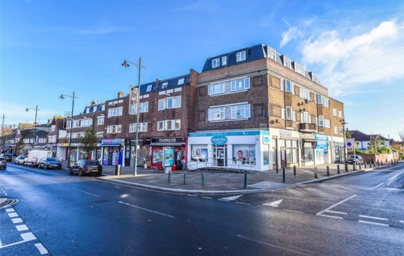 High Street, Twickenham, London - Image 1
