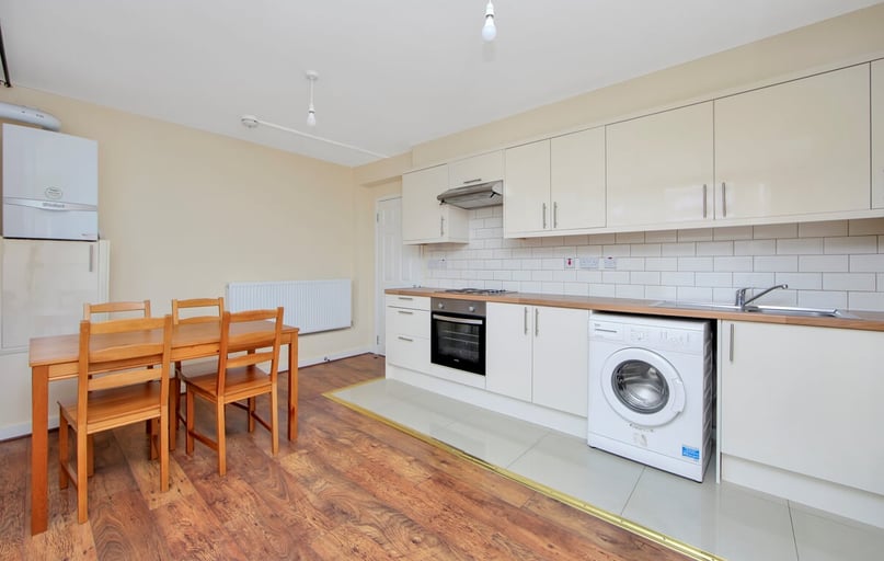 Bath Terrace, Elephant & Castle, London - Image 1