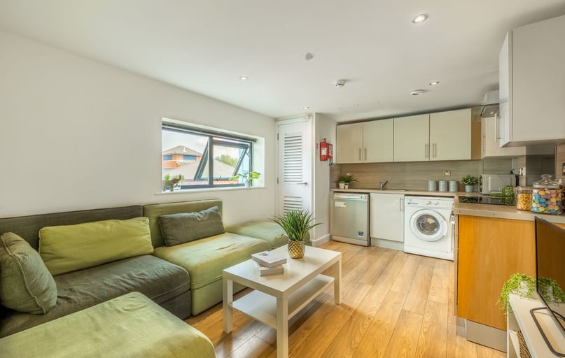 Regent Terrace, Devonshire Green, Sheffield - Image 1