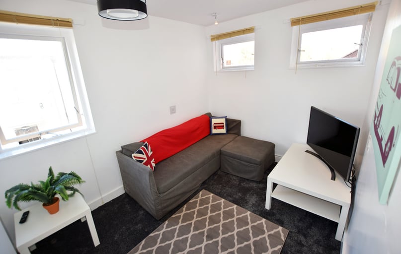 Queen Street, City Centre, Chester - Image 1