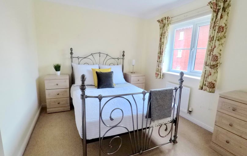 Pillowell Drive, City Centre, Gloucester - Image 1