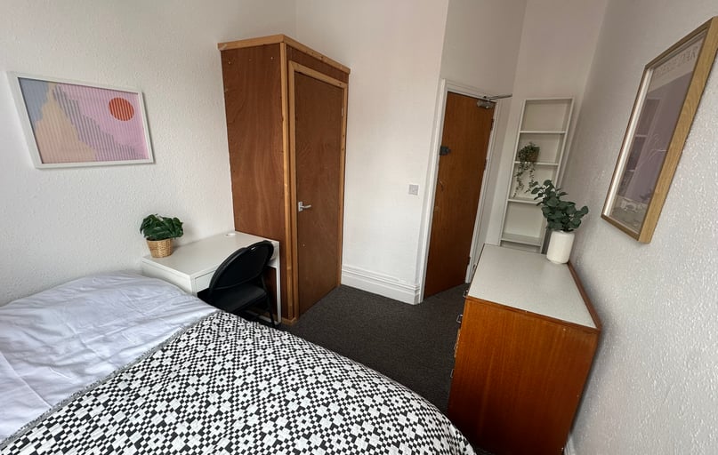 Granville Road, Fallowfield, Manchester - Image 1