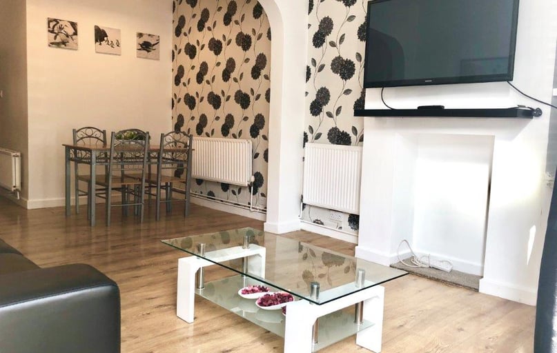 Raglan Street, Hillfields, Coventry - Image 1