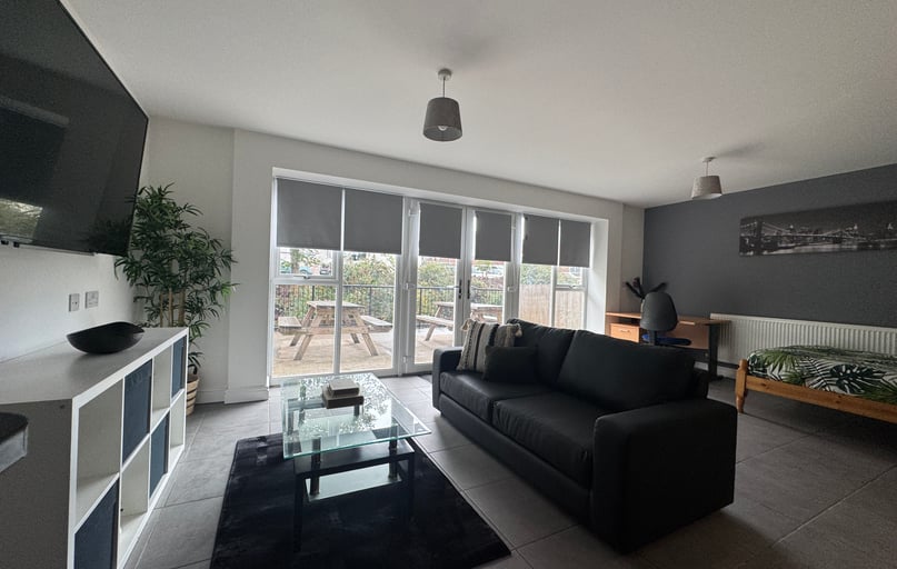 Willowbank Mews, Hillfields, Coventry - Image 1