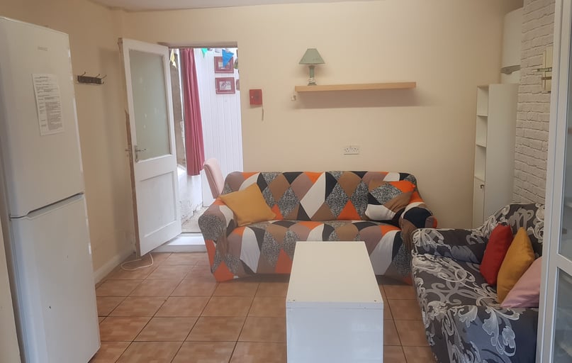 St. Marys Road, Cowley, Oxford - Image 1