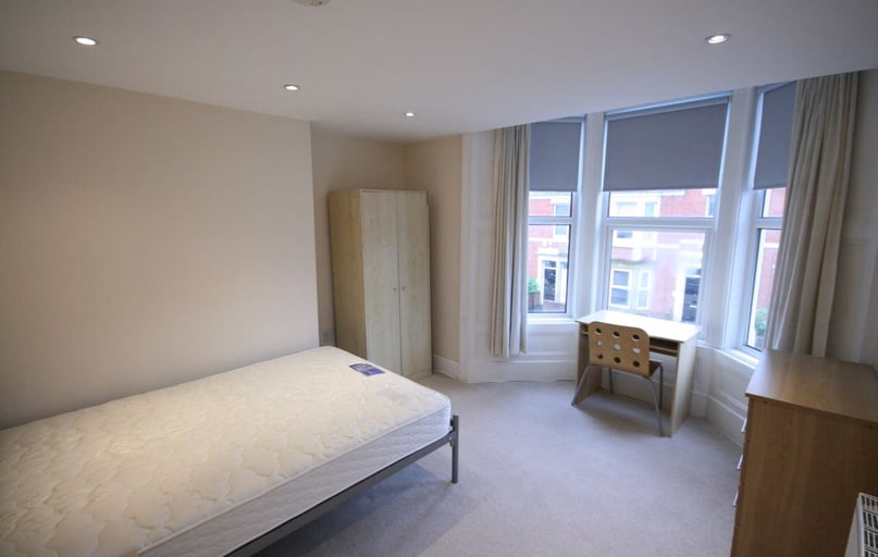 Lavender Gardens, Jesmond, Newcastle - Image 1