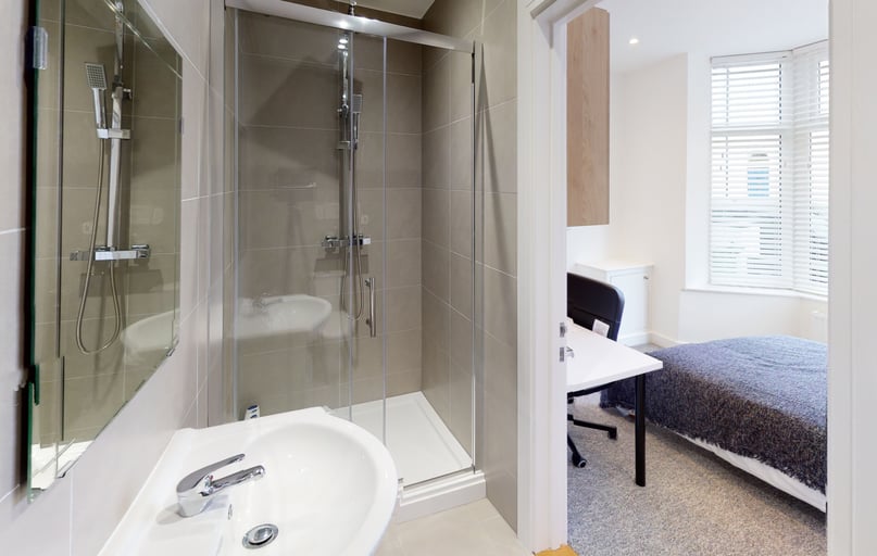 Hudson Road, University of Portsmouth, Portsmouth - Image 1