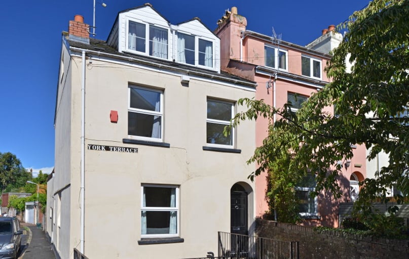 York Terrace, St james, Exeter - Image 1