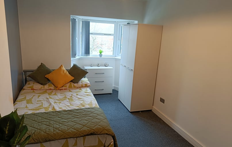 Kingsway North, Clifton, York - Image 1