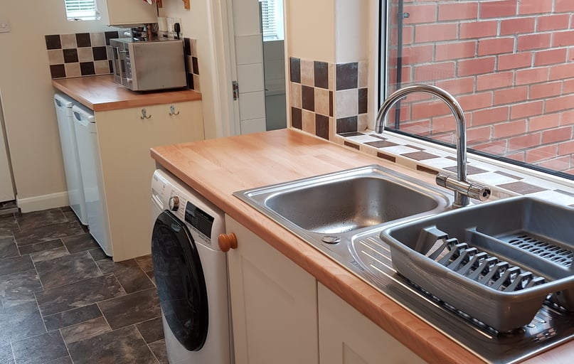 Tang Hall Lane, Layerthorpe, York - Image 1