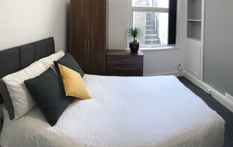 Brynmill Terrace, Brynmill, Swansea - Image 1