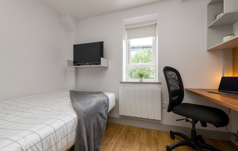 St James Street, City Centre, Portsmouth - Image 1