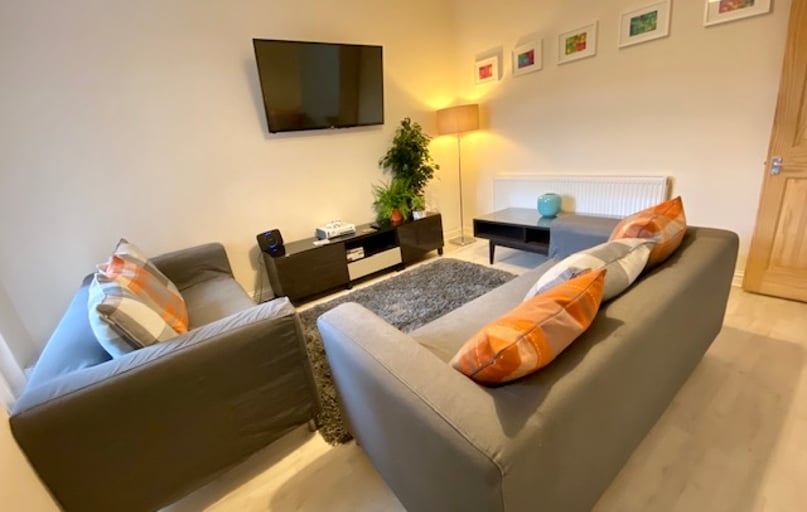 Village , Near university, Salford - Image 1