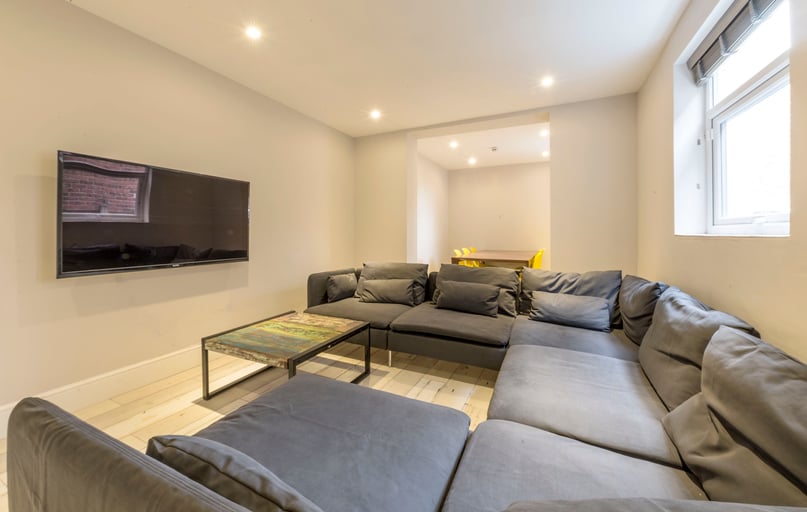 Craighall Avenue, Burnage, Manchester - Image 1