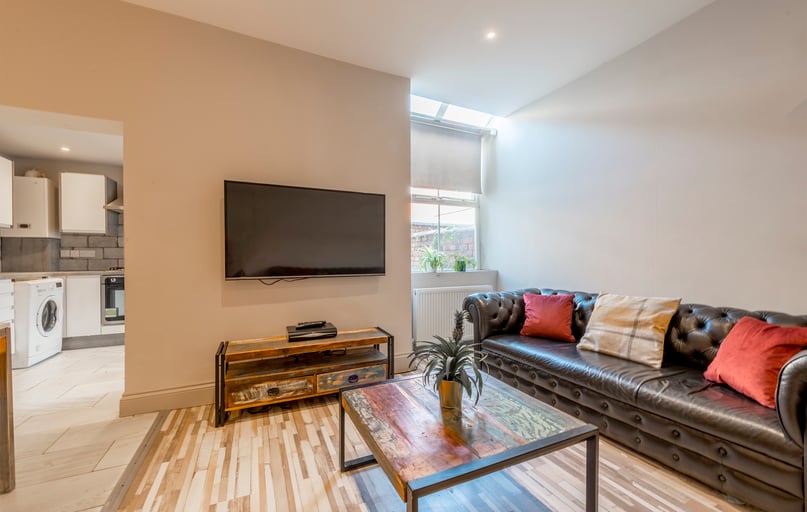 Cedar grove, Fallowfield, Manchester - Image 1