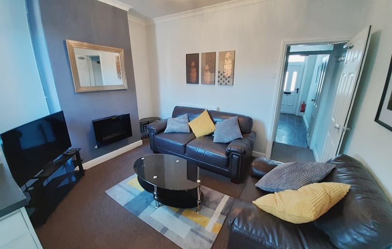 Wellington Street, Heslington, York - Image 1