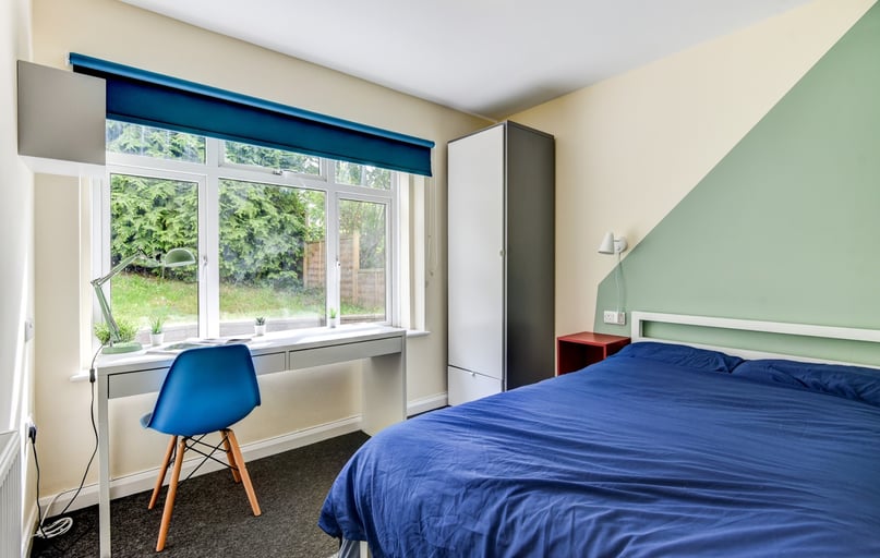 Auckland Drive, Bevendean, Brighton - Image 1