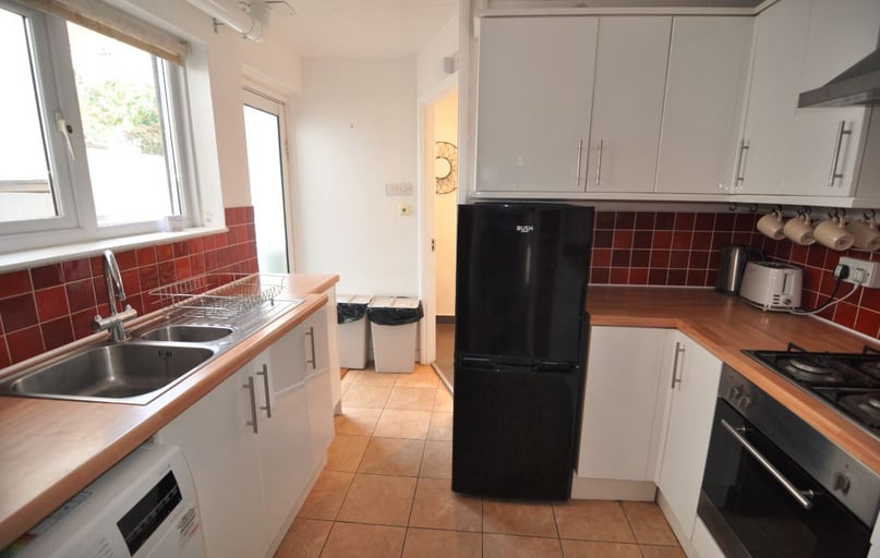 Roberts Road, St Leonards, Exeter - Image 1