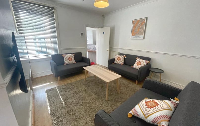 Rowley Hill Street, St Johns, Worcester - Image 1