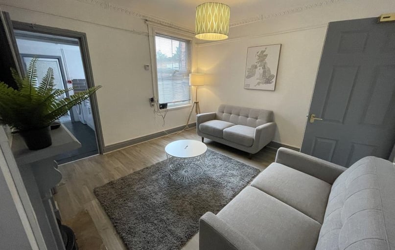 Comer Road, St Johns, Worcester - Image 1