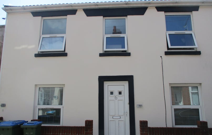 Lyon street, Central, Southampton - Image 1