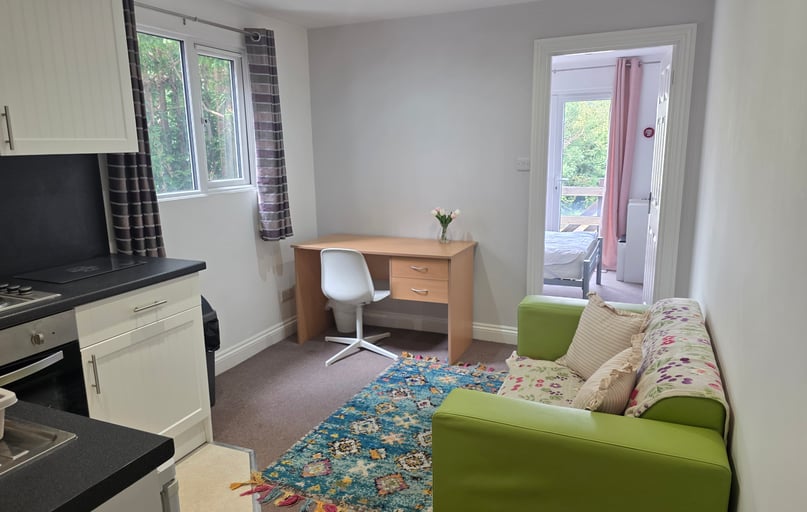 Old Tiverton Road, St Sidwells, Exeter - Image 1