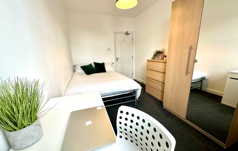Borough Road, Teeside University, Middlesbrough - Image 1