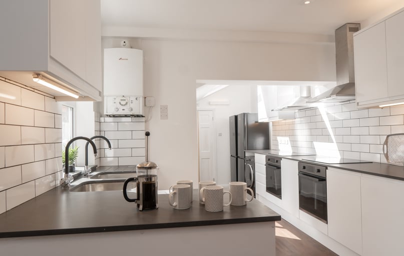 Bouverie Street, Near university, Chester - Image 1