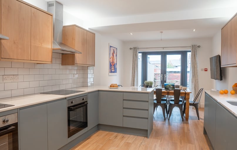 Bouverie Street, Near university, Chester - Image 1