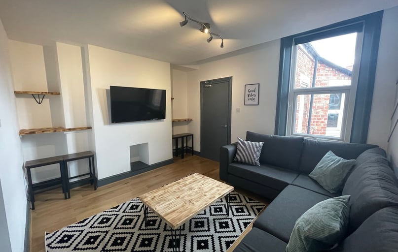 Myrtle Grove, Jesmond, Newcastle - Image 1