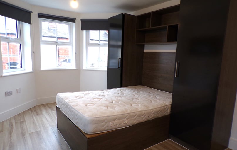 Charndon Close, Whitley Wood, Reading - Image 1