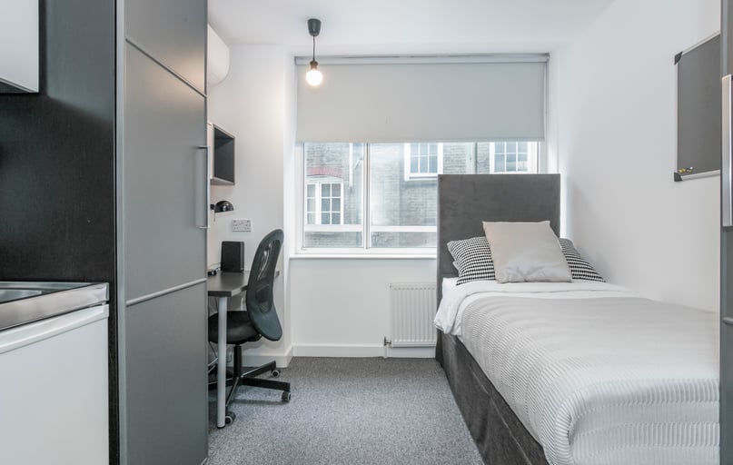 Herbal Hill, Farringdon, London - Image 1