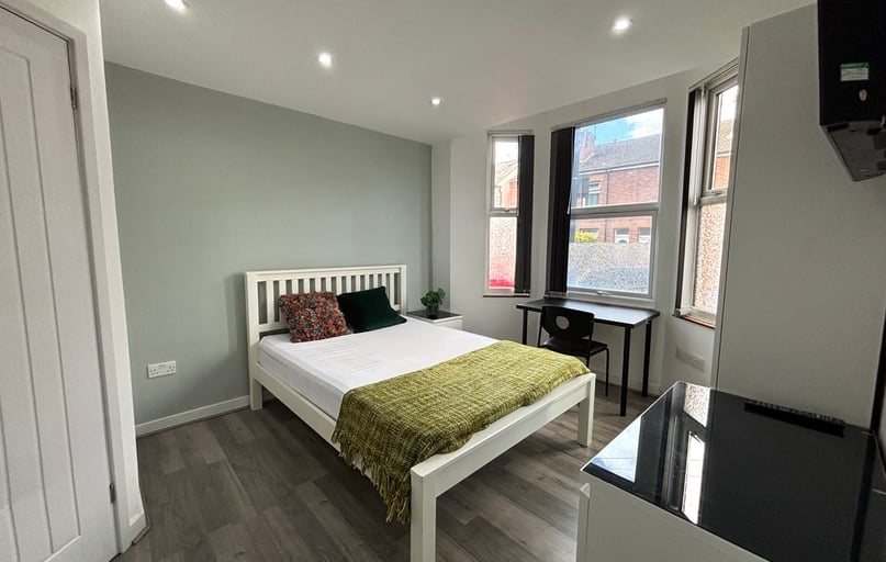 Gulson Road, City centre, Coventry - Image 1