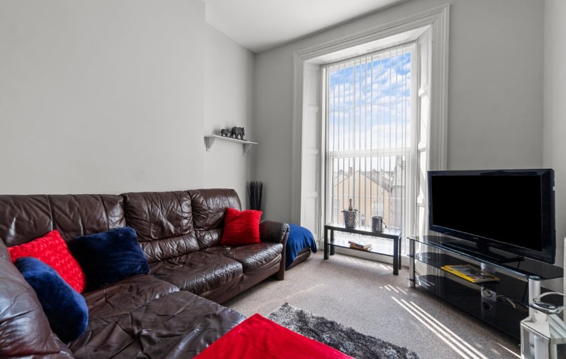 Bedford Terrace, North hill, Plymouth - Image 1