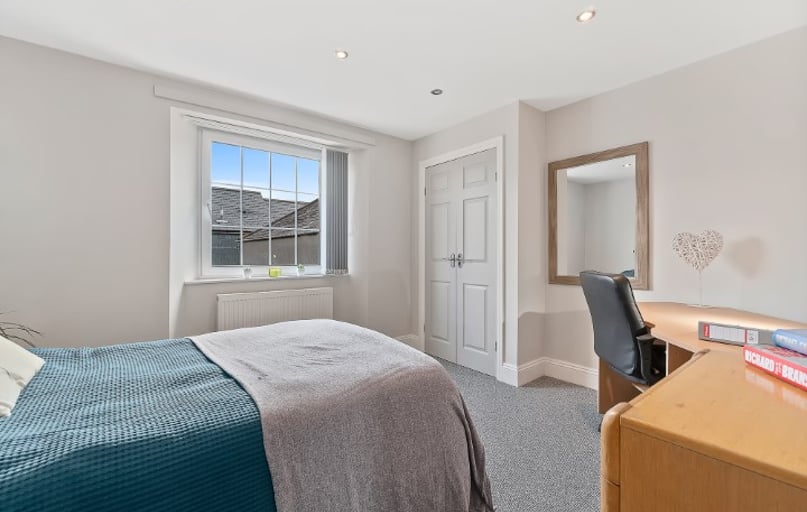 Bedford Terrace, North Hill, Plymouth - Image 1