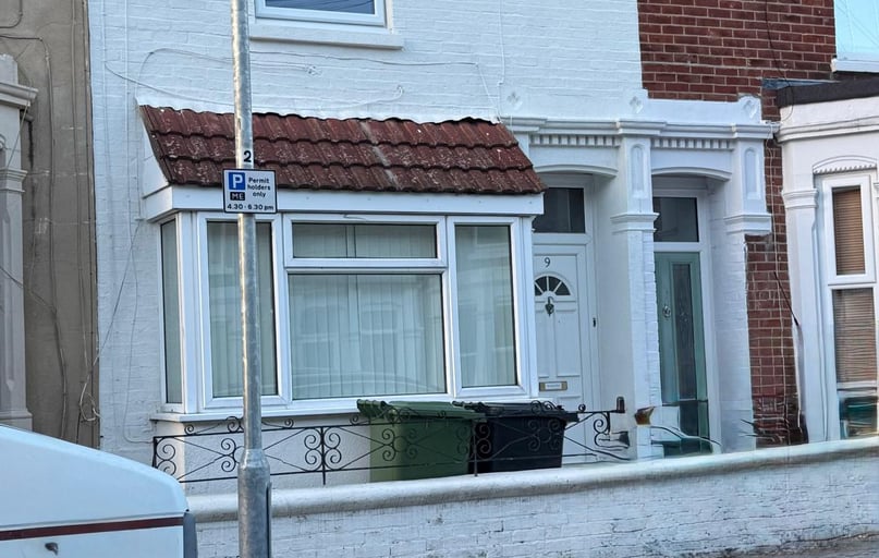 Grayshott Road, Fratton, Portsmouth - Image 1