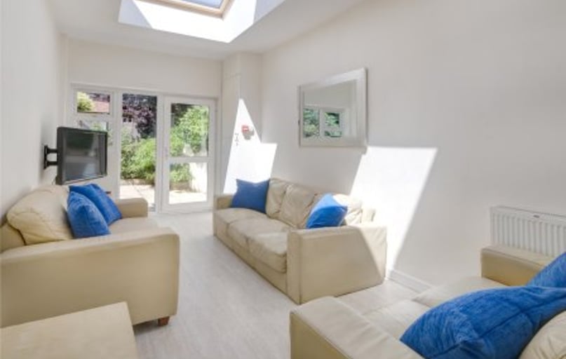 St. Pauls Street North, Francis Close Hall, Cheltenham - Image 1