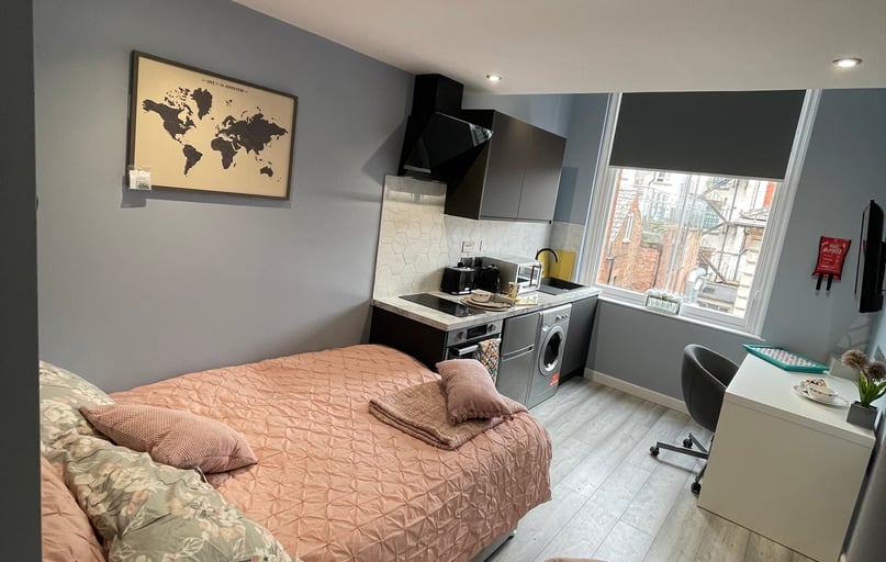 Broad Street, Hockley, Nottingham - Image 1